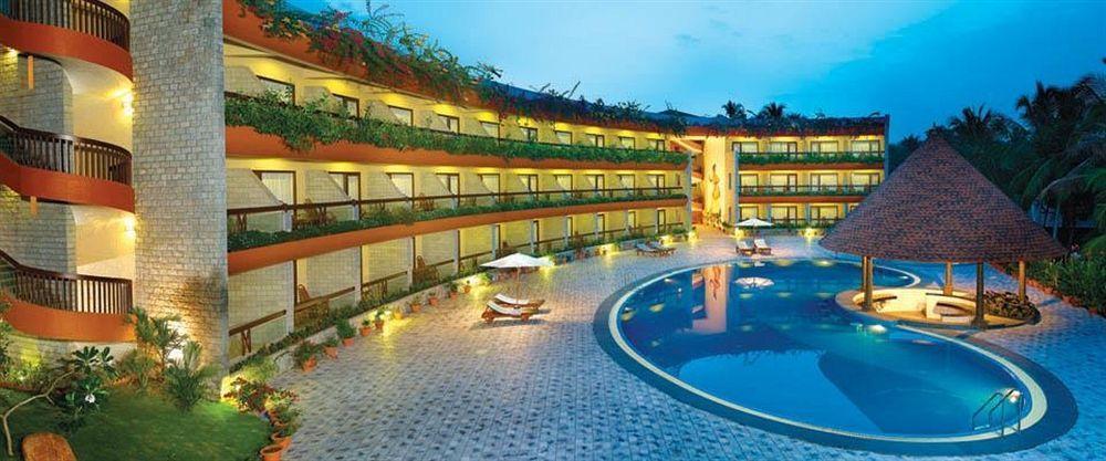 Uday Suites - The Airport Hotel Thiruvananthapuram Dış mekan fotoğraf