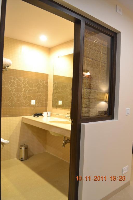 Uday Suites - The Airport Hotel Thiruvananthapuram Dış mekan fotoğraf