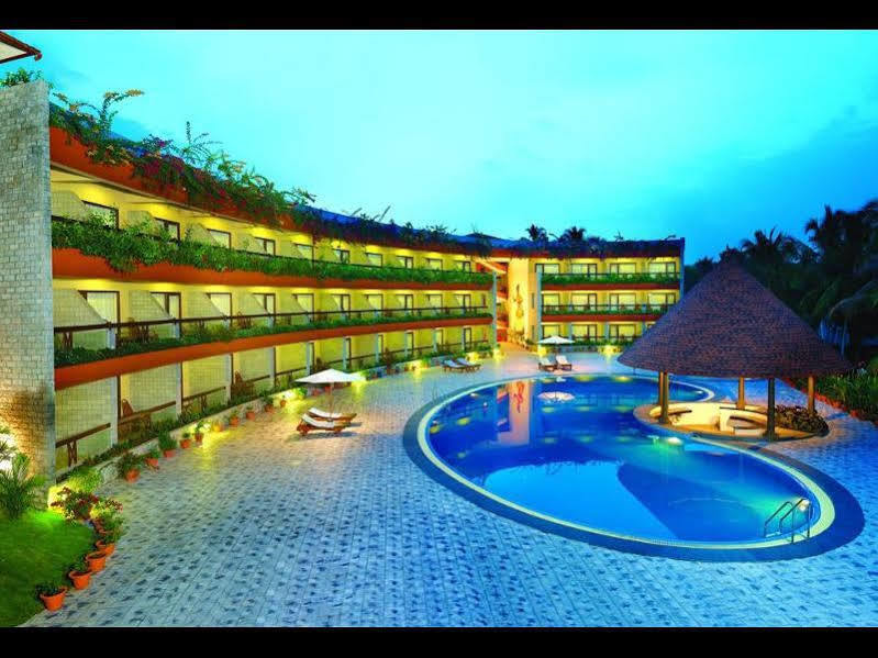 Uday Suites - The Airport Hotel Thiruvananthapuram Dış mekan fotoğraf